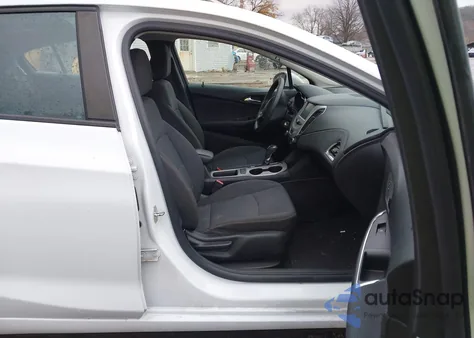 2018 Chevrolet Cruze Ls Auto из США, поврежденный, VIN 1G1BC5SM9J7240310